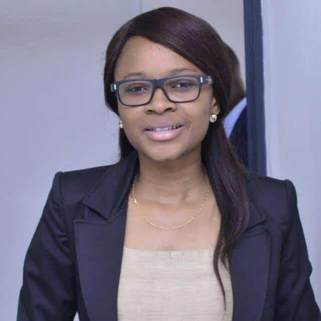 silver-usb-flash-drive-white-surface